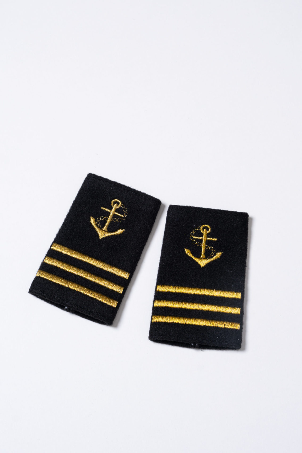 Gold first officer epaulettes